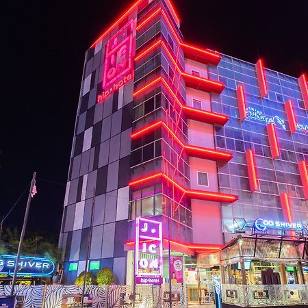 J Icon Hip Hotel Баликпапан Екстериор снимка